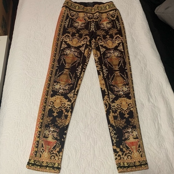 Fashion Style Pants pull on - Picture 3 of 6